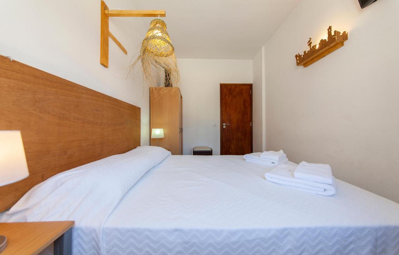 O - Sao Goncalo Central Guesthouse 라고스 외부 사진